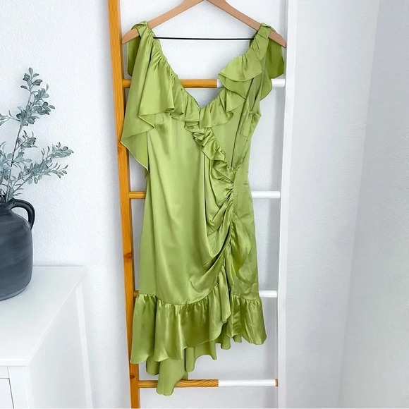 NWOT Cinq a Sept Petunya Ruffle Silk Midi Dress Prickly Pear Green V-neck Satin - Picture 3 of 14
